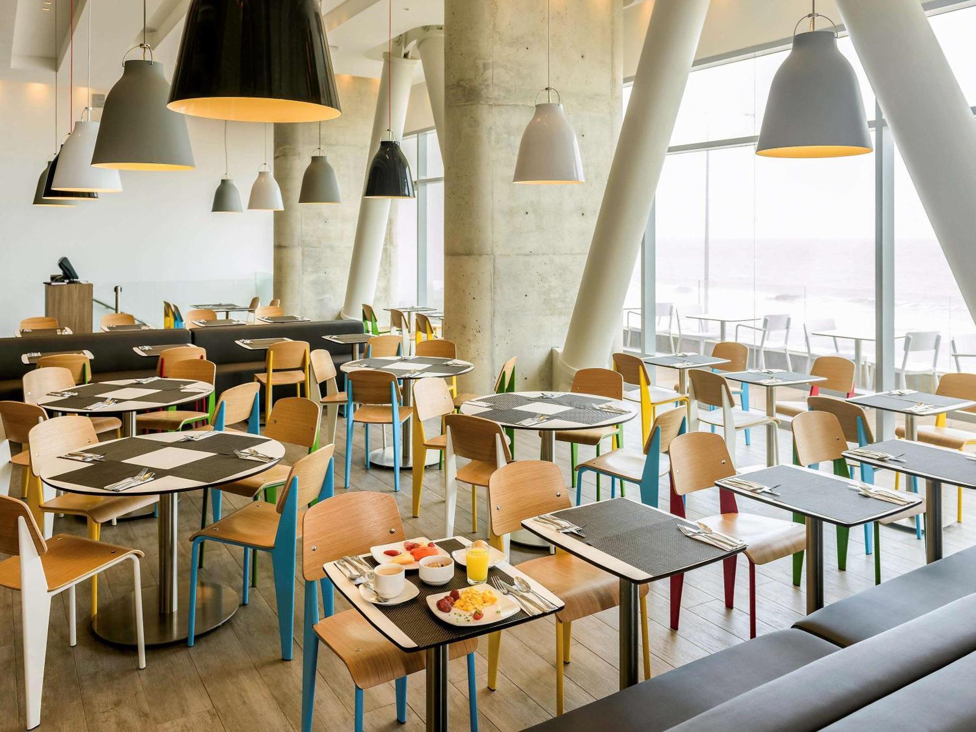 Ibis Cartagena Marbella Hotel Exterior photo